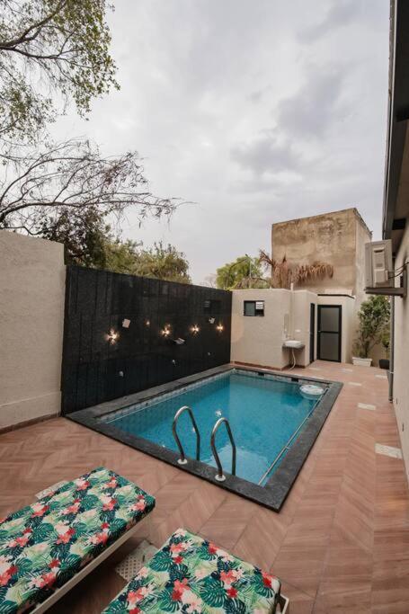 Saiba Outhouse- 4 Bed Room- Pool- Theatre- Partyhall- Garden & Terrace Sitting Area Τζαϊπούρ Εξωτερικό φωτογραφία
