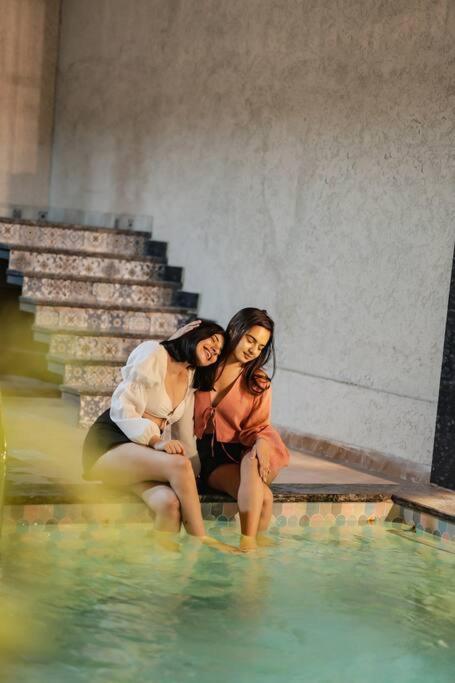 Saiba Outhouse- 4 Bed Room- Pool- Theatre- Partyhall- Garden & Terrace Sitting Area Τζαϊπούρ Εξωτερικό φωτογραφία